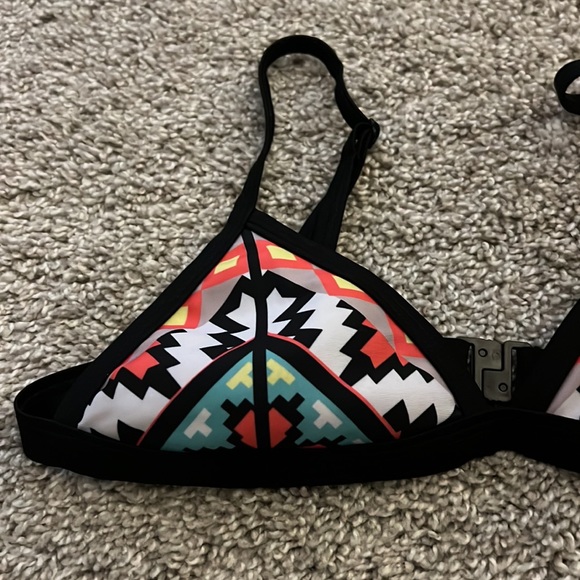 Bikini Top - Picture 3 of 8